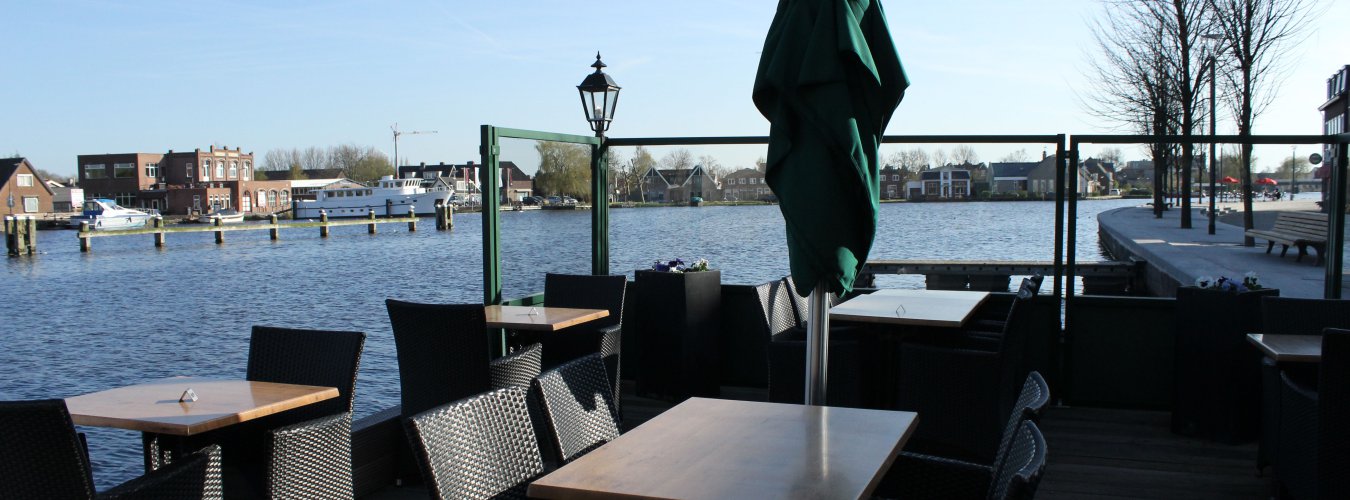 Voorjaarssoep op het terras 2